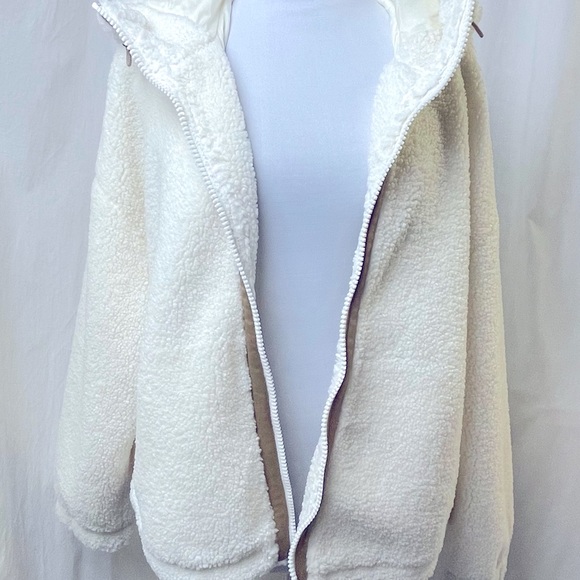 New with tags! Ivory Gap Fit Sherpa Hooded Coat XL - Picture 5 of 8